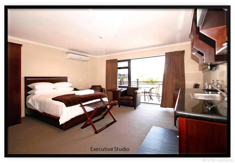 Aotea Motor Lodge Whanganui Exterior foto Executive Studio